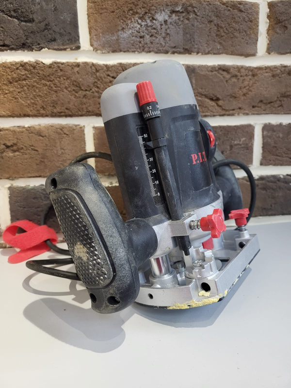 Фрезер P.I.T. PER8-C