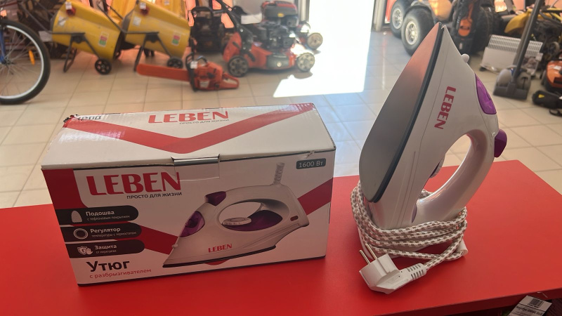 Утюг Leben 1600
