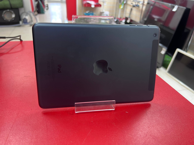 Планшет Apple iPad mini (1-го поколения)