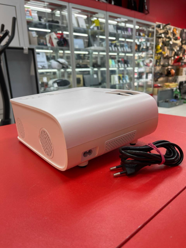 Проектор Thunderobot TD93