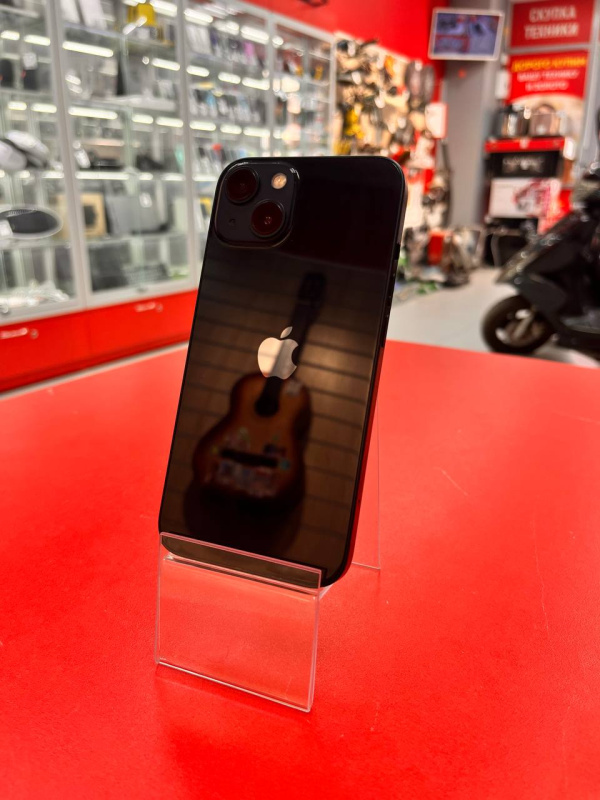 Мобильный телефон Apple iPhone 13