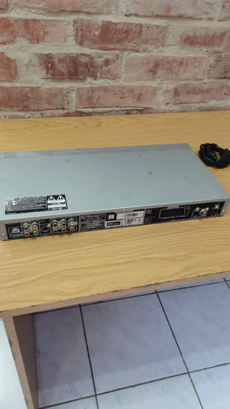 Видеомагнитофон Pioneer DVD600A