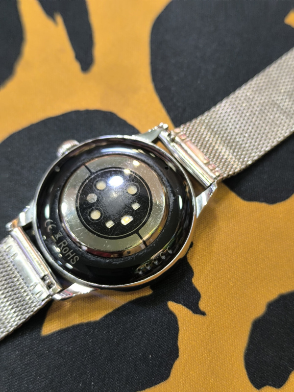 Часы смарт  --