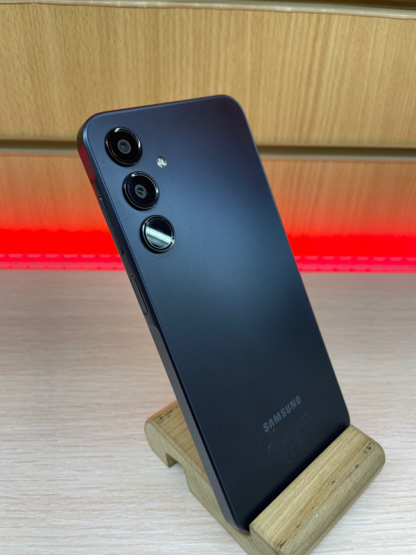 Мобильный телефон Samsung Galaxy A16