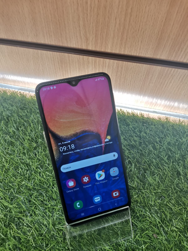Мобильный телефон Samsung Galaxy A10