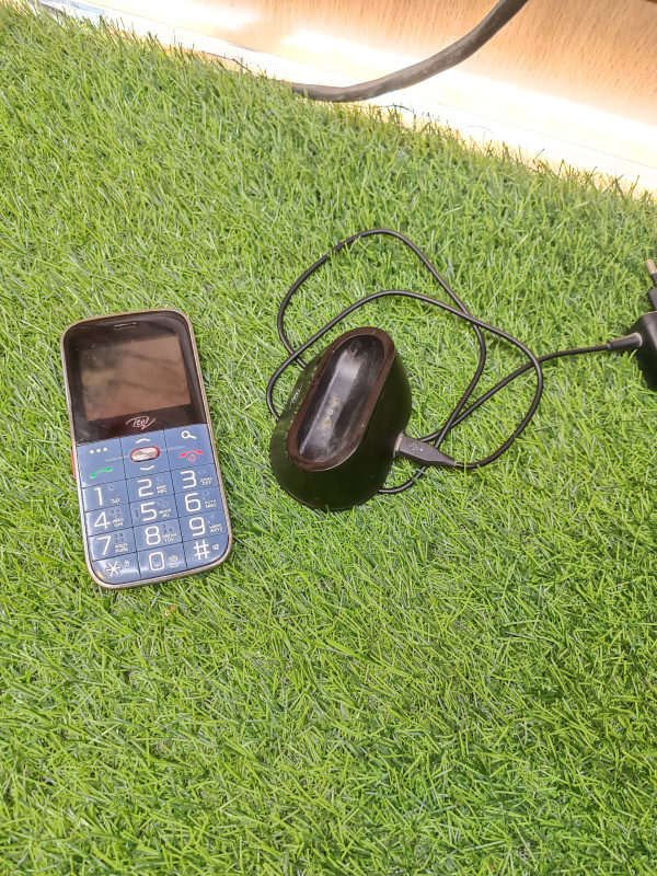 Мобильный телефон Itel It2590