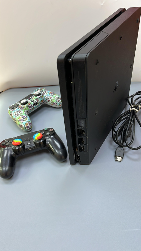 Игровая приставка Sony PS 4 Slim