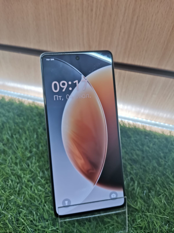 Мобильный телефон Tecno Camon 30