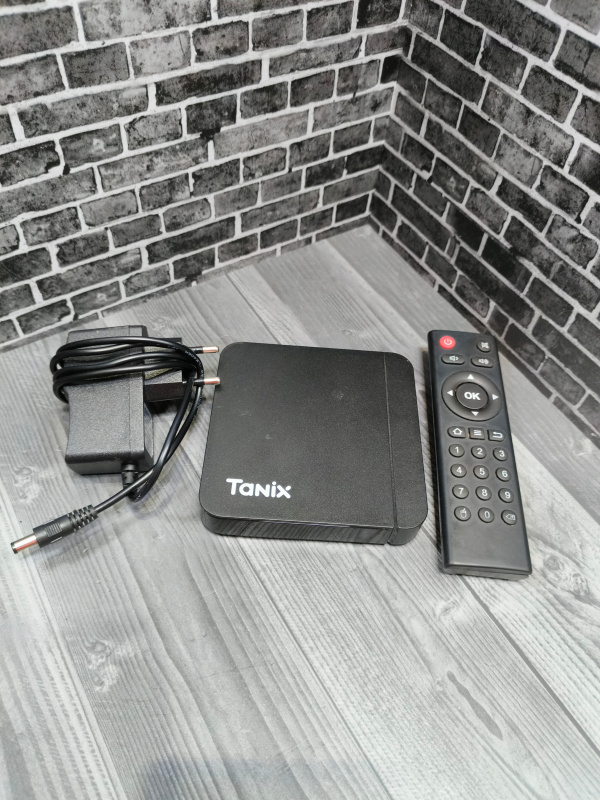 Ресивер  Tanix W2 2/16 ГБ, 4К