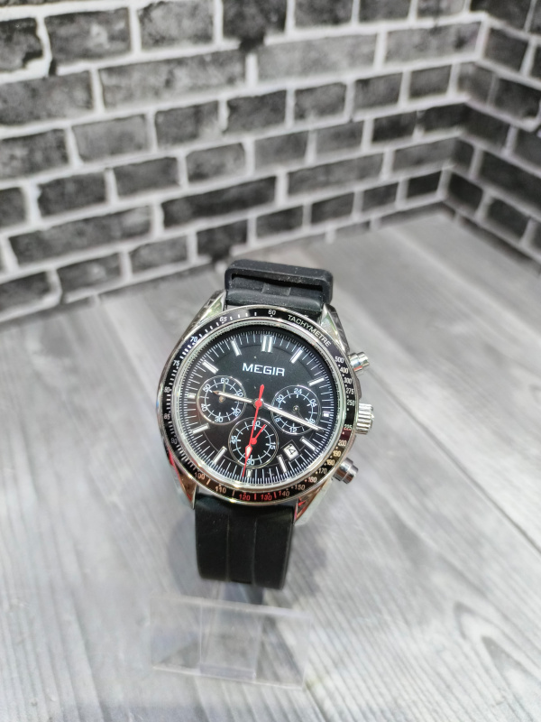 Часы наручные  megia 8105