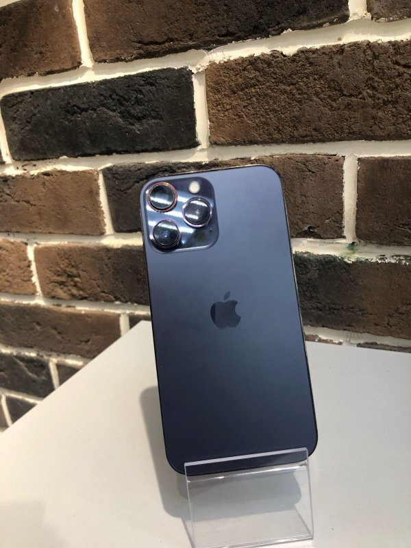 Мобильный телефон Apple iPhone XR