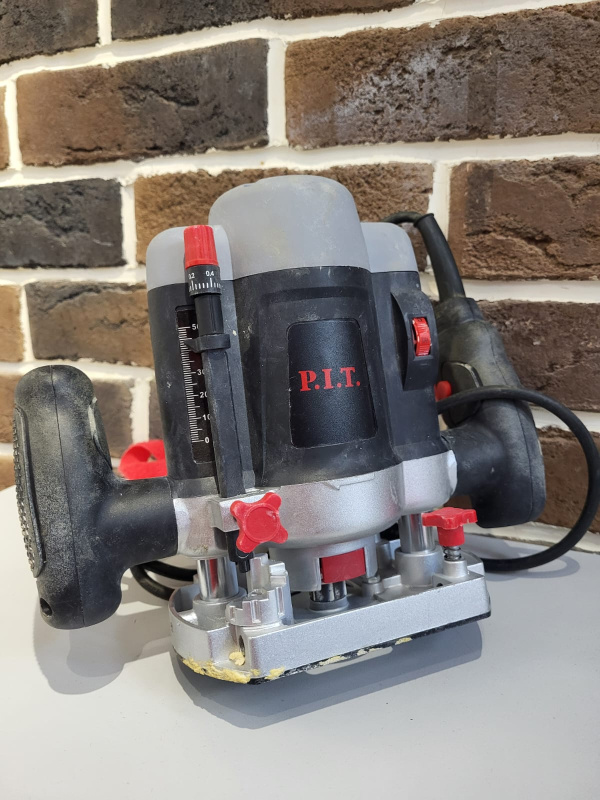 Фрезер P.I.T. PER8-C