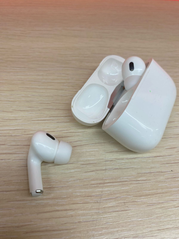 Наушники Apple PRO