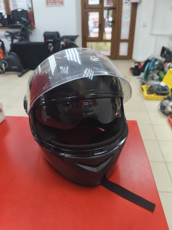 .  Мото шлем