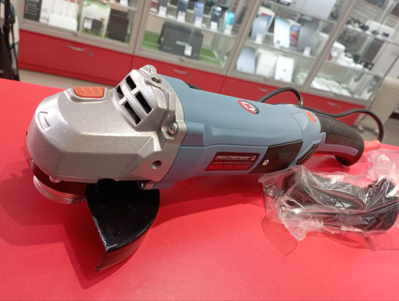 Шлифмашинка Электроприбор МШУ-125/1000Е
