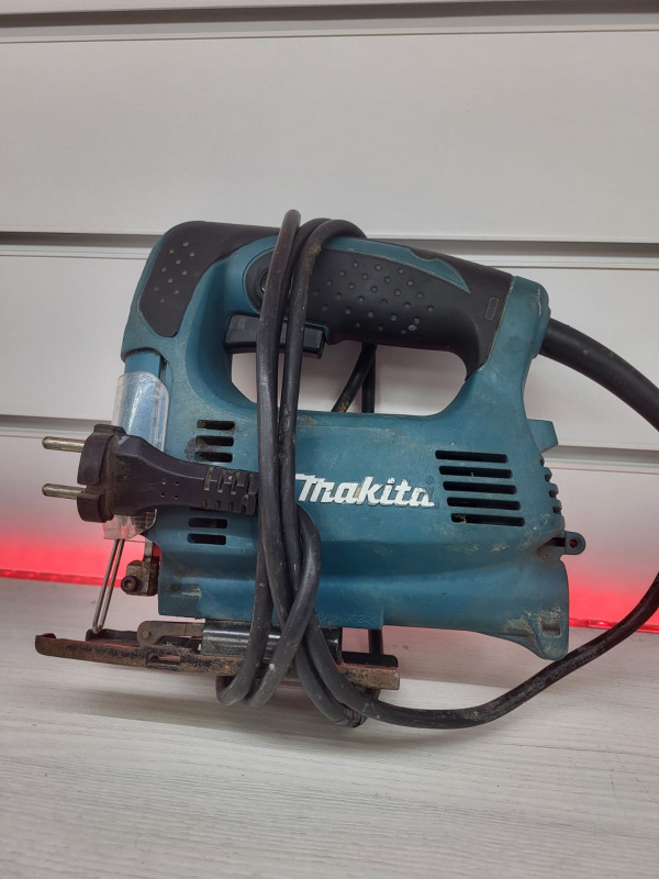 Электролобзик Makita 4327