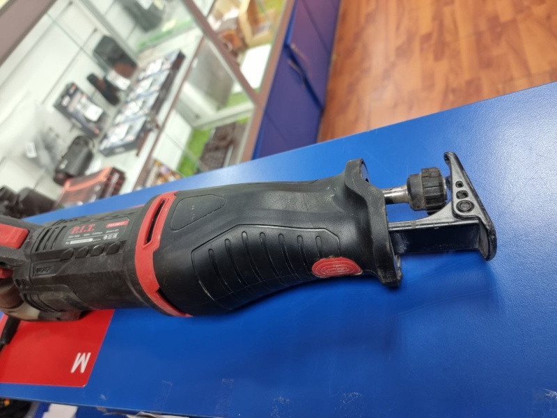 Сабельная пила P.I.T. PSA 1200-C