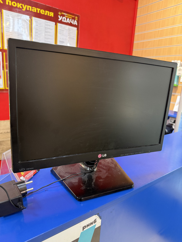 Монитор LG Flatron 19EN33SW-B