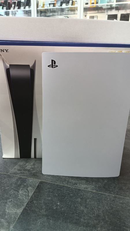 Игровая приставка Sony Play Station 5