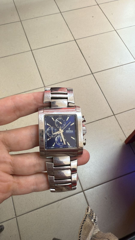 Часы наручные Festina F20423