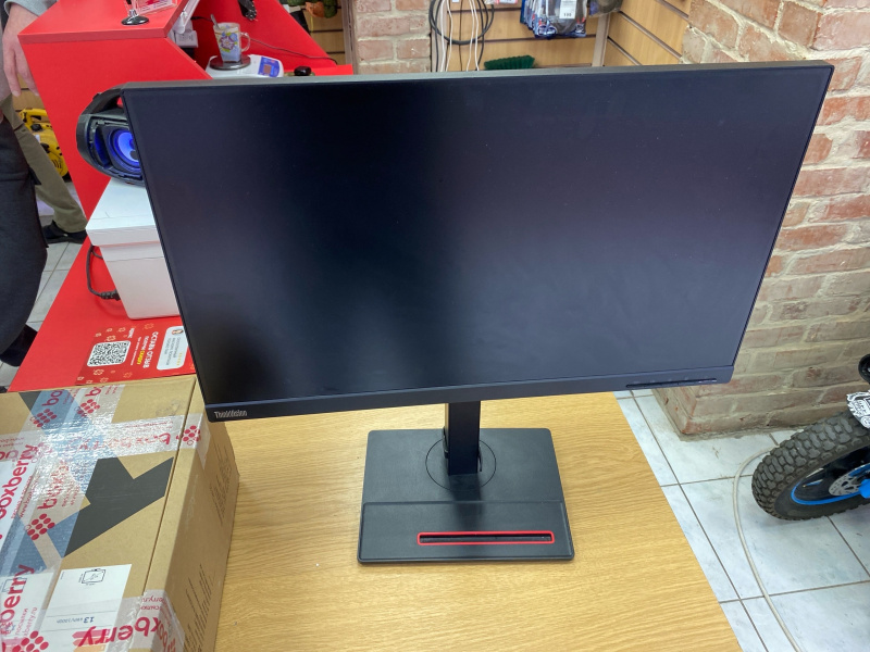 Монитор Lenovo ThinkVision T24i-20