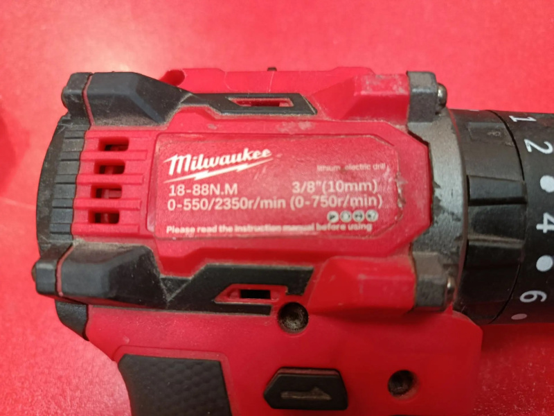 Шуруповерт Milwaukee M18 FPD3-0X