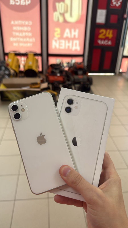 Мобильный телефон Apple iPhone 11