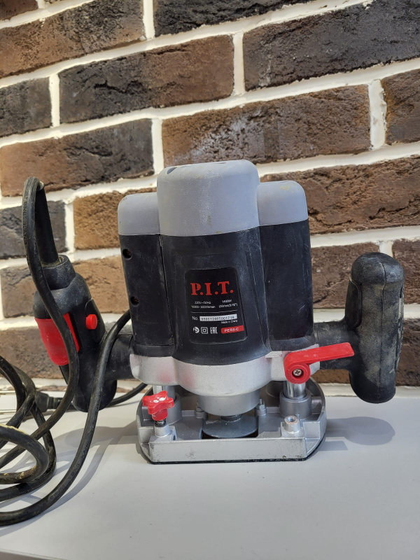 Фрезер P.I.T. PER8-C