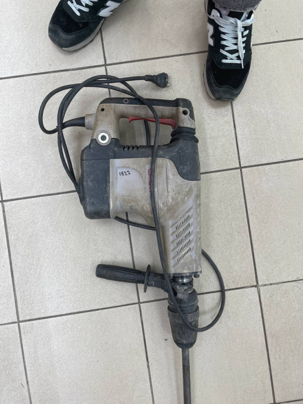 Отбойный молоток Crown ct8123v