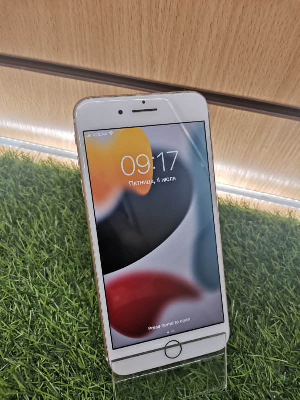 Мобильный телефон Apple iPhone 7 Plus