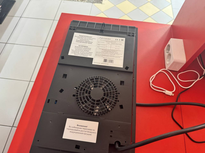 Плита Schaub Lorenz slk yi 32 t5