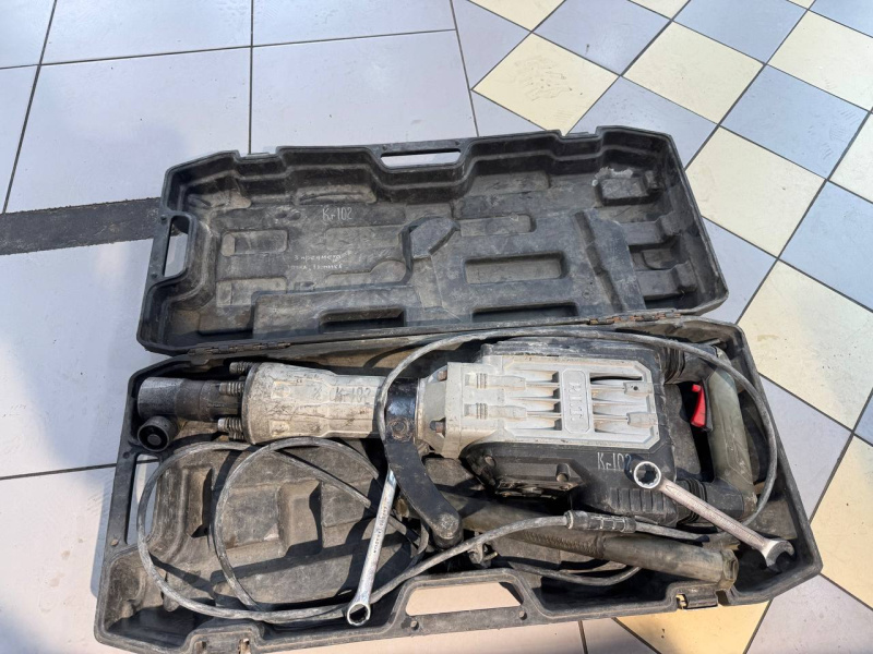 Отбойный молоток P.I.T. GSH65-C3