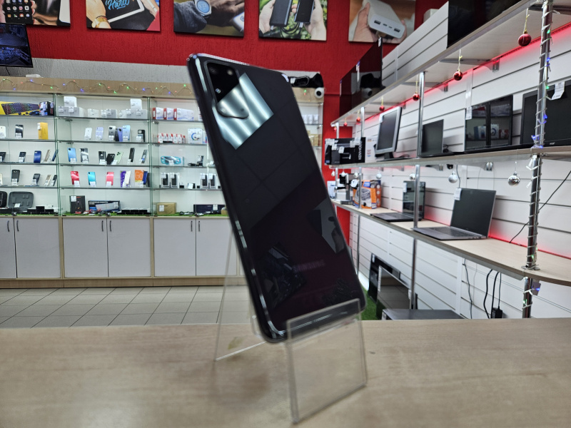 Мобильный телефон Samsung Galaxy S20+
