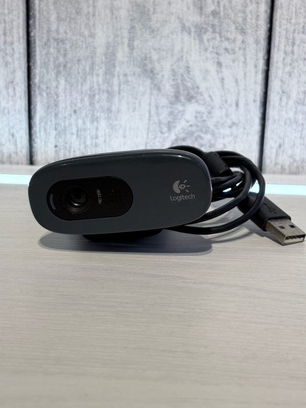 Веб-камера Logitech -
