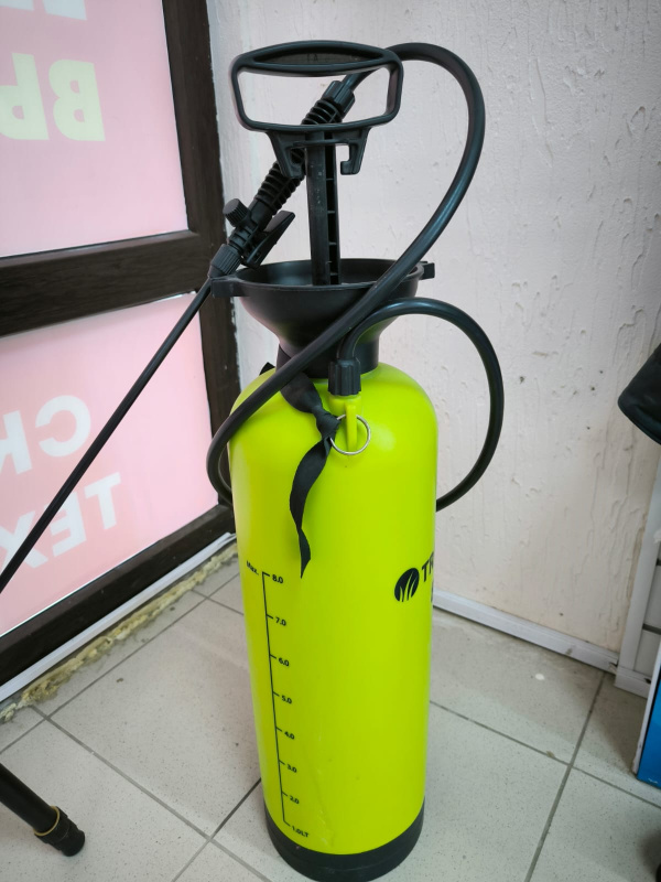 Прибор Travelite Опрыскиватель 8L