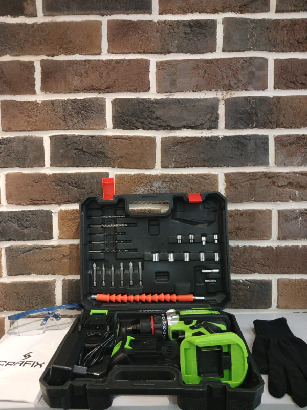 Шуруповерт Crafix SK-24-LI2