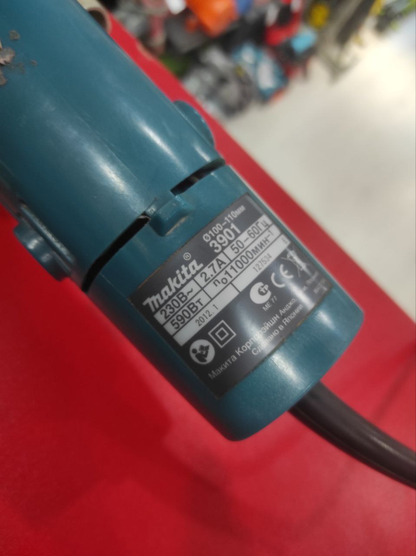 Фрезер Makita 3901