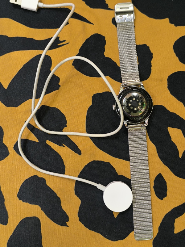 Часы смарт  --