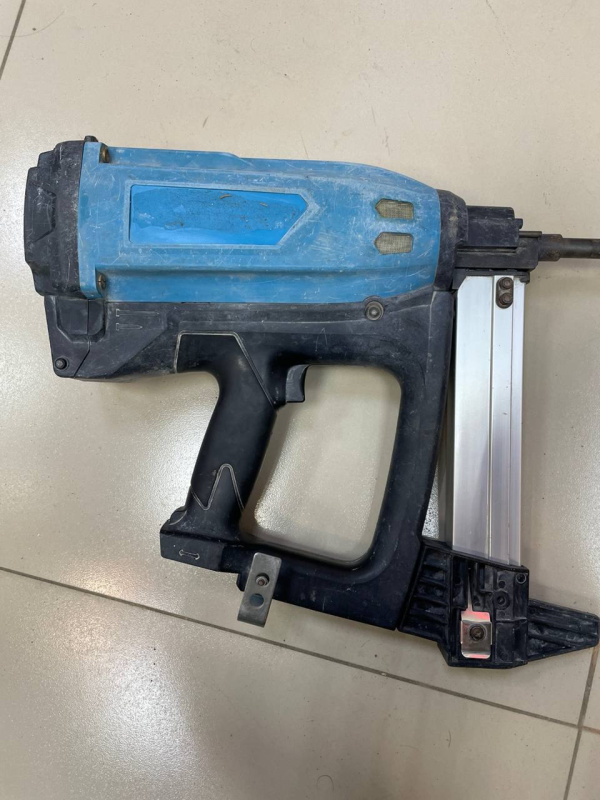 Гвоздескобозабивной пистолет TOUA gsn 50