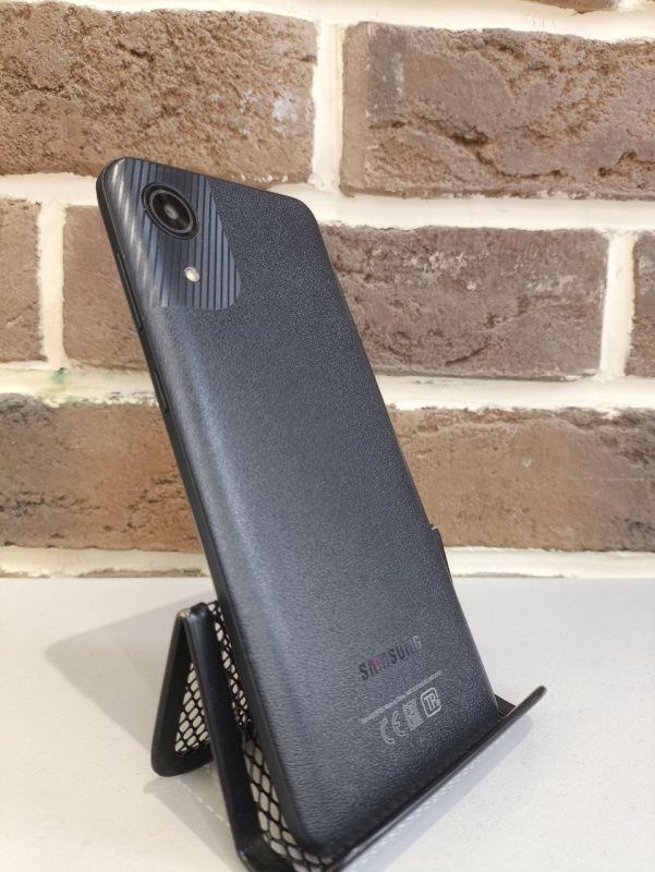 Мобильный телефон Samsung Galaxy A03 Core