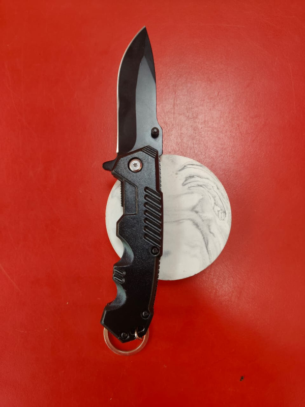 нож турист  черный