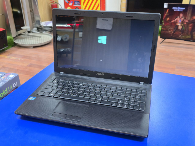 Ноутбук ASUS X54C-SX450D