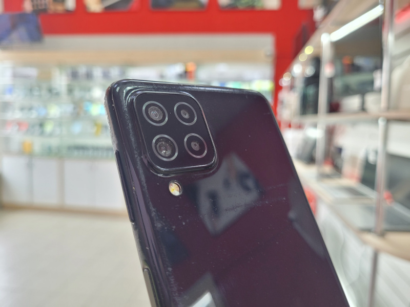 Мобильный телефон Samsung Galaxy A22