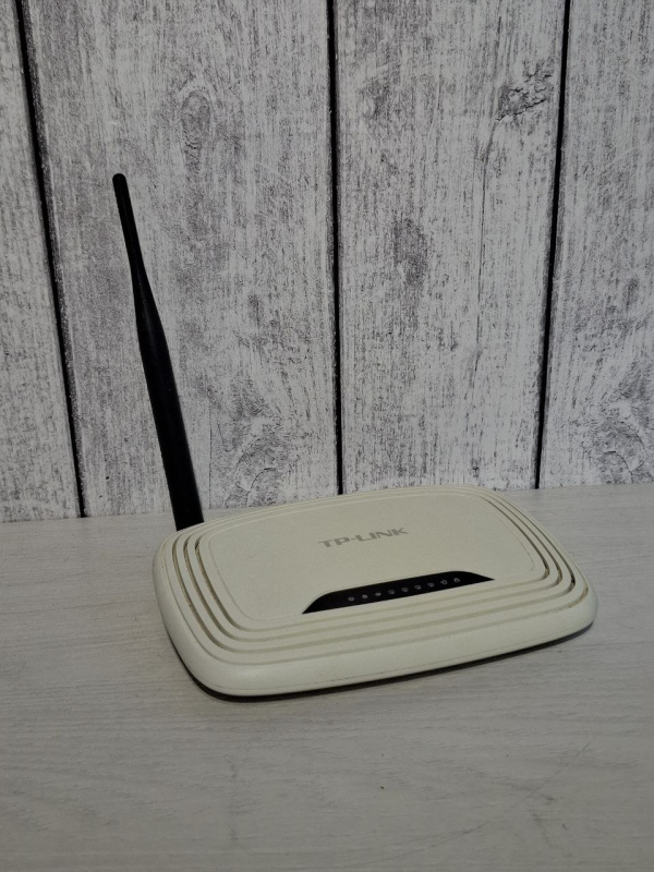Роутер TP-Link TL-WR740N