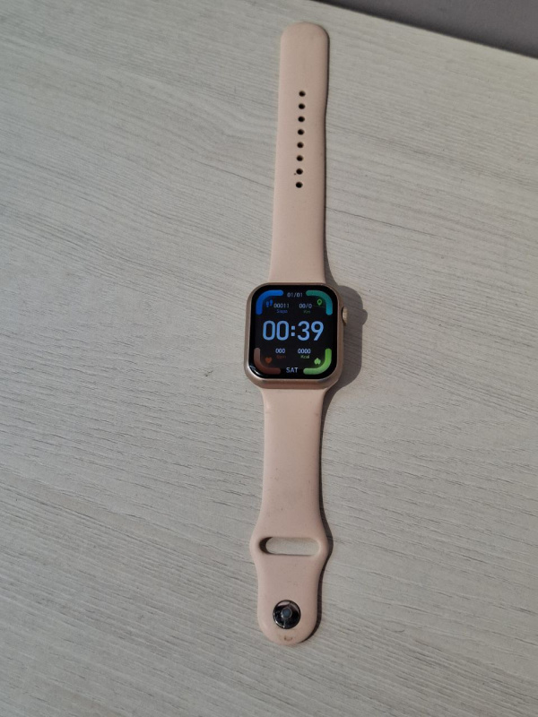 Часы смарт  DT по 1