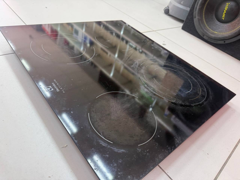 Плита Electrolux cpe6433kf