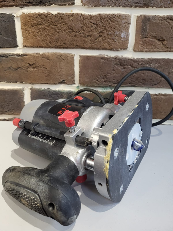 Фрезер P.I.T. PER8-C