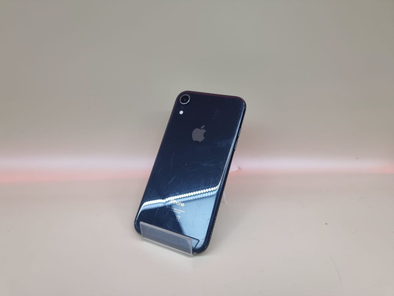 Мобильный телефон Apple iPhone XR