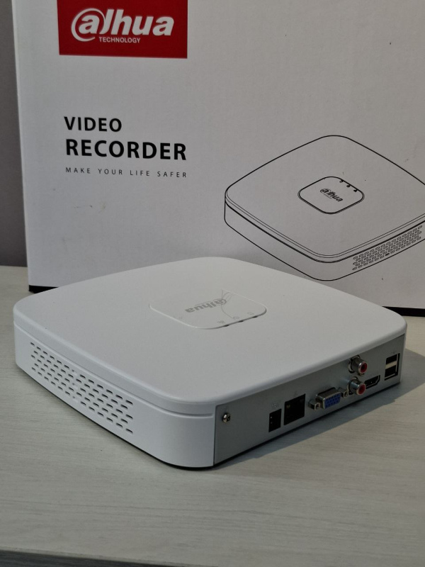 IP Видеорегистратор Dahua dhi-nvr2104-4ks2