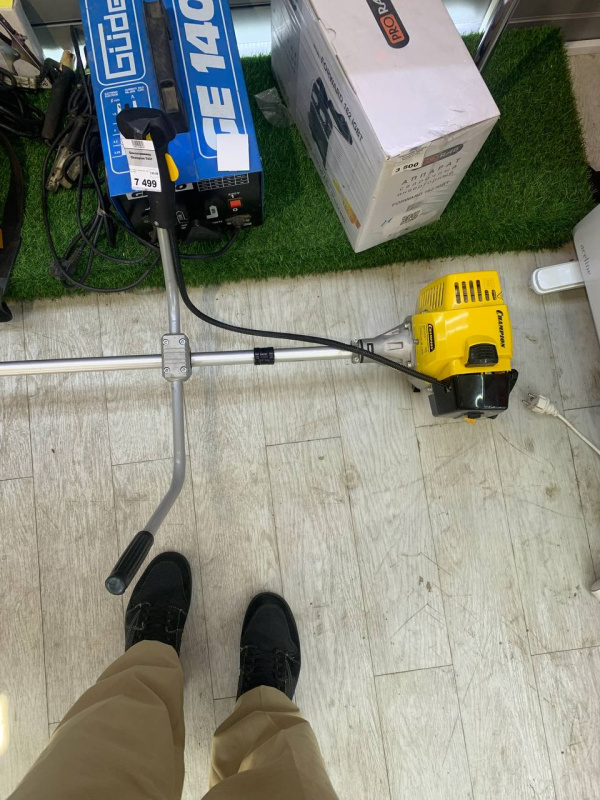 Бензотриммер Champion T437